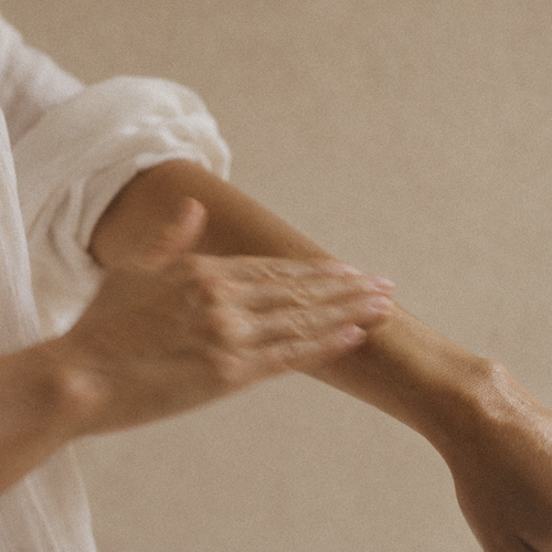 SOOTHE | Kawakawa + Mānuka